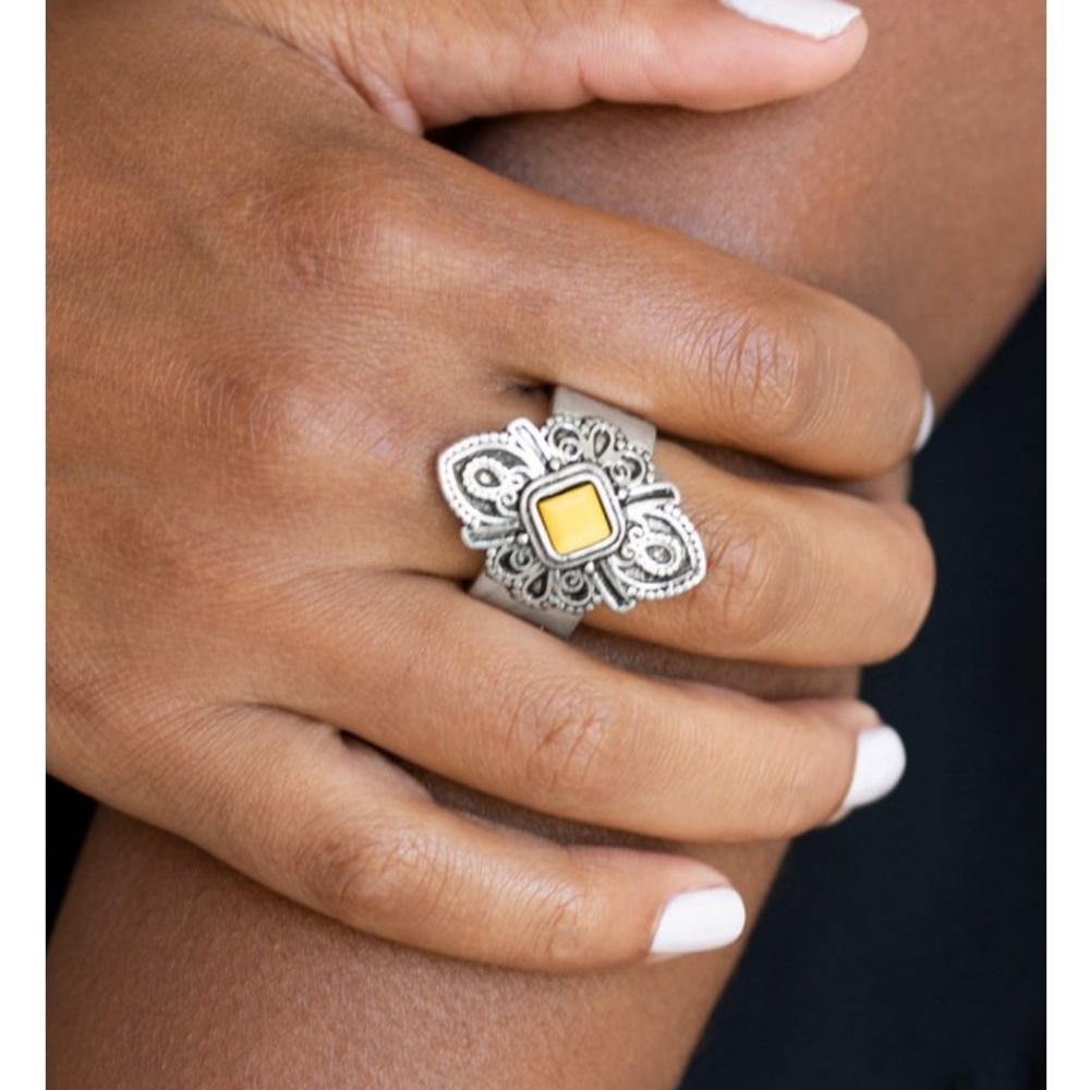 Silver/ yellow ring